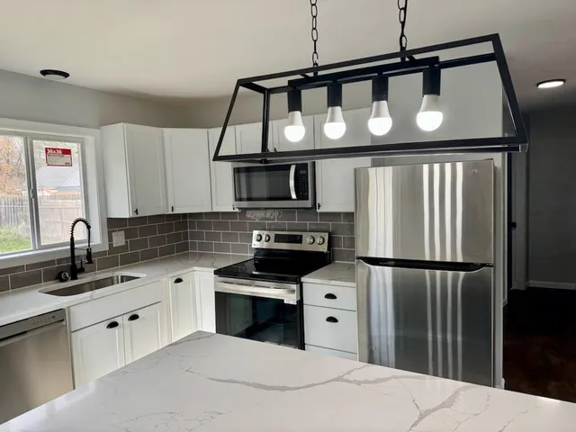 $175,900 | 3820 Lowcroft Avenue, Lansing, MI 48910