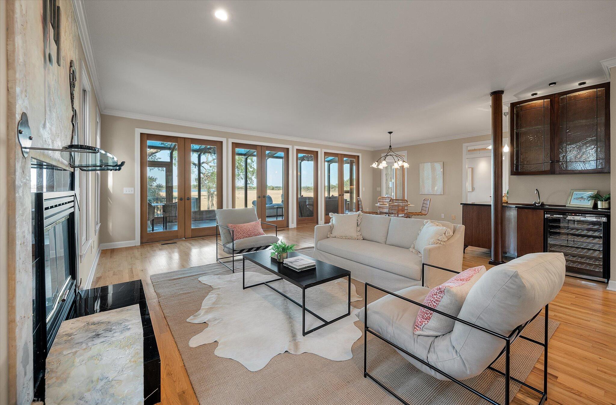 22 River Reach Way Charleston, SC 29407 - Photo 7 of 71 Living room with wet bar
