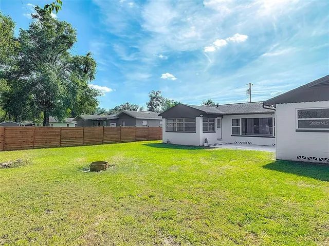 $249,000 | 243 South Hull Avenue, DeLand, FL 32720