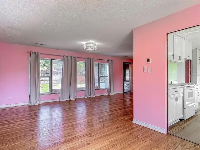 $249,000 | 243 South Hull Avenue, DeLand, FL 32720