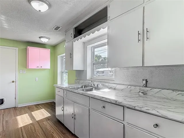 $249,000 | 243 South Hull Avenue, DeLand, FL 32720