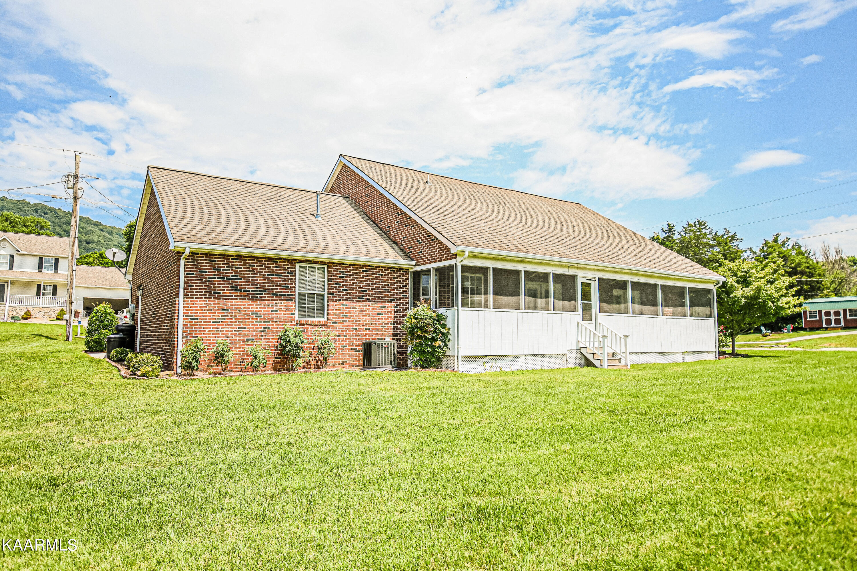 262 Springfield Lane Jacksboro, TN 37757 - Photo 11 of 58 DSC_8145