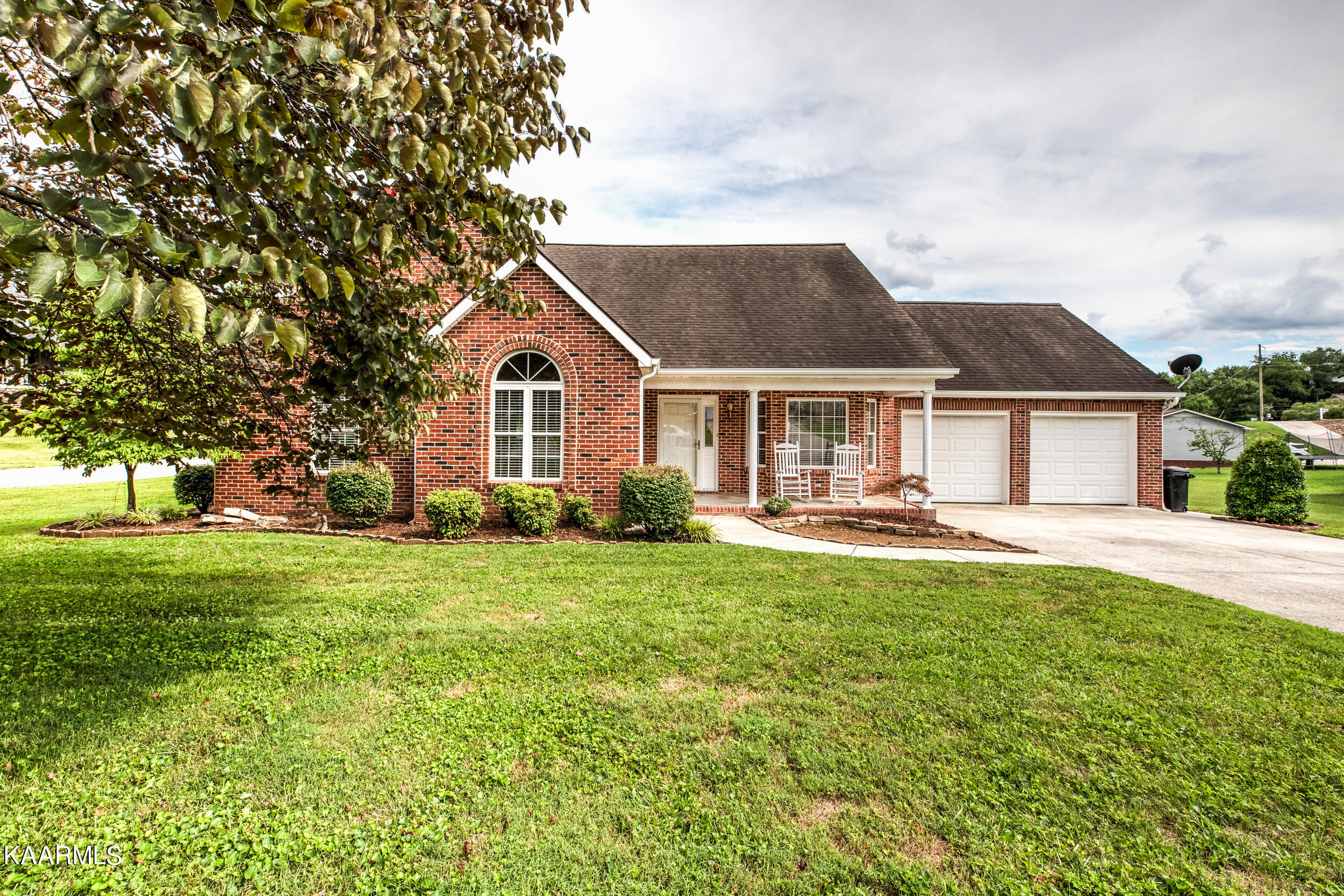 262 Springfield Ln-3