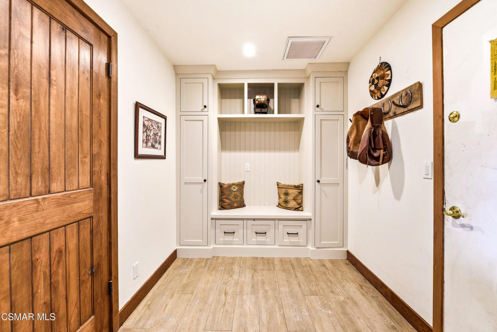 356 East Carlisle Road Thousand Oaks, CA 91361 - Photo 28 of 74