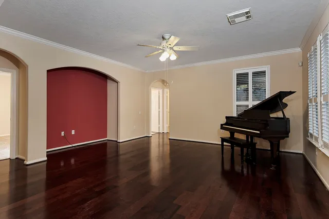 $357,000 | 15 Lilac Ridge Place, The Woodlands, TX 77384