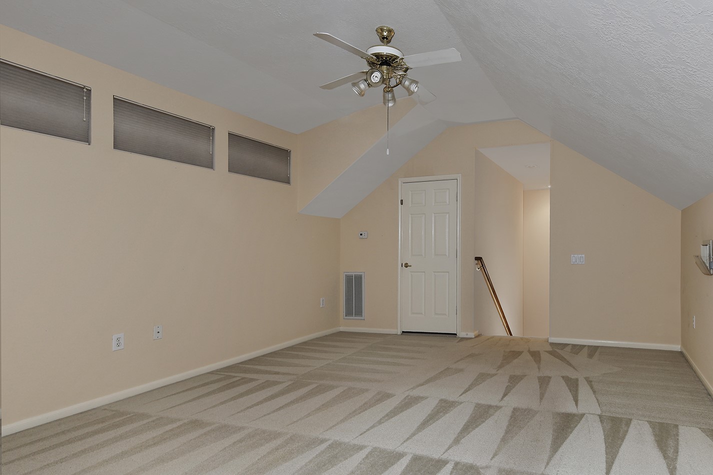 15 Lilac Ridge Place The Woodlands, TX 77384 - Photo 20 of 33