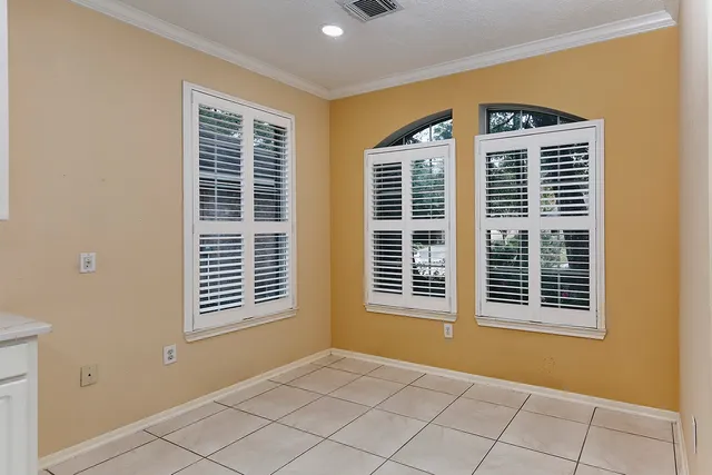 $357,000 | 15 Lilac Ridge Place, The Woodlands, TX 77384