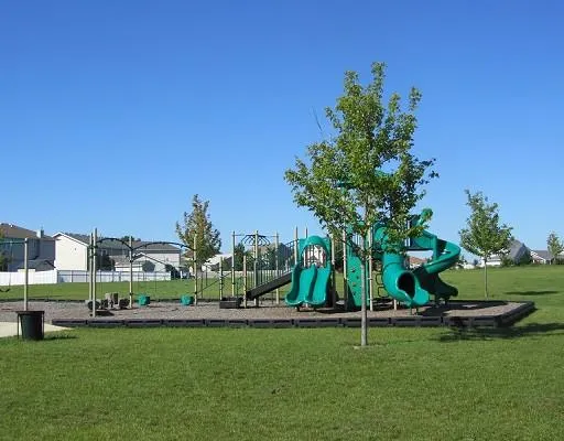 $299,900 | 1440 Somerset Drive, Beecher, IL 60401