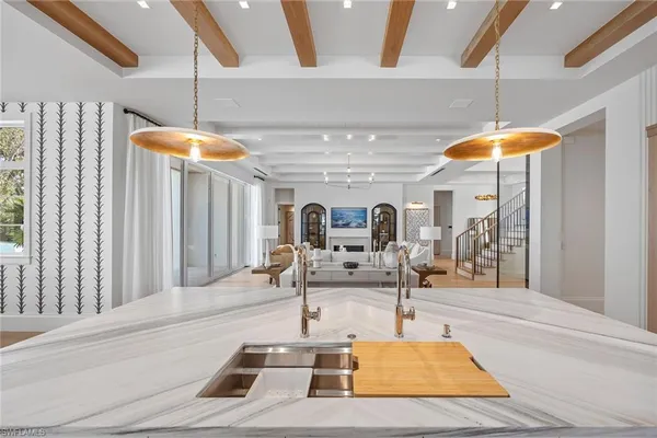 $16,700,000 | 3277 Gordon Drive, Naples, FL 34102