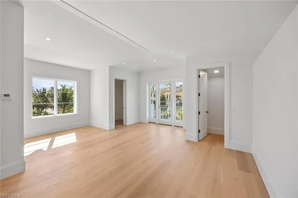 $16,700,000 | 3277 Gordon Drive, Naples, FL 34102