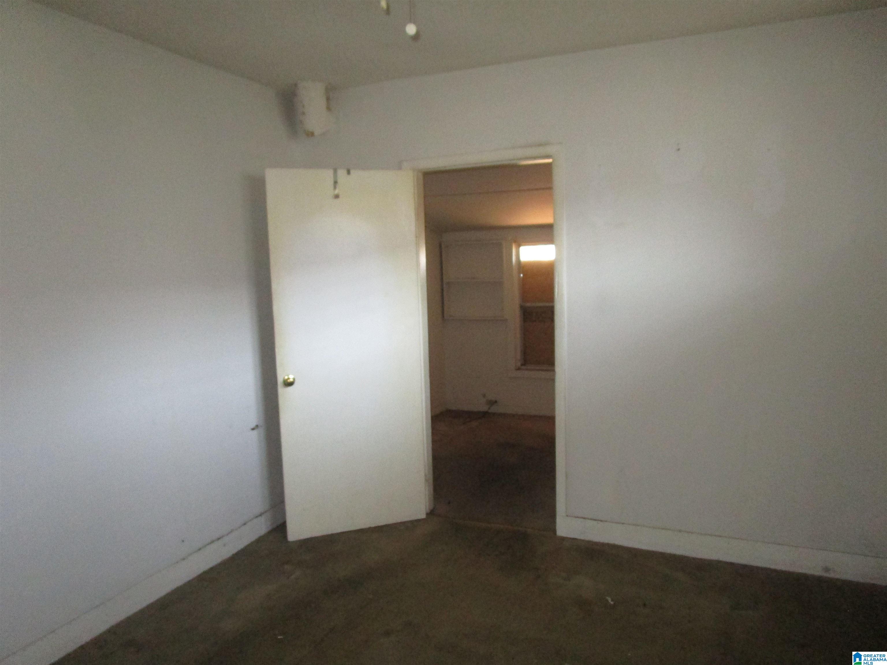 4637 Avenue R Birmingham, AL 35208 - Photo 8 of 20