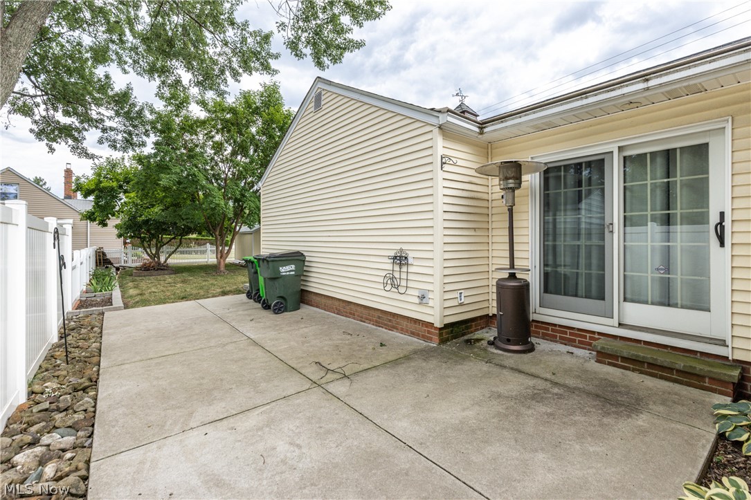 29220 Ridge Road Wickliffe, OH 44092 - Photo 6 of 34 View of patio / terrace