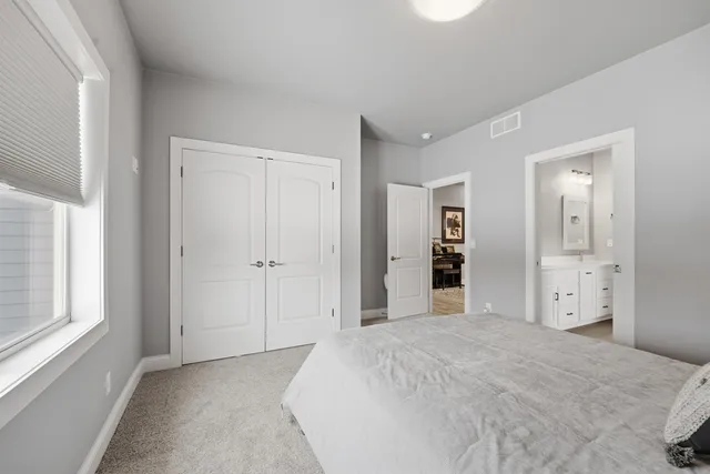 $854,000 | 900 Woodcrest Heights Drive, Menasha, WI 54952