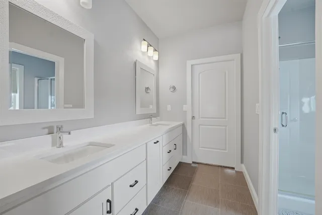 $854,000 | 900 Woodcrest Heights Drive, Menasha, WI 54952