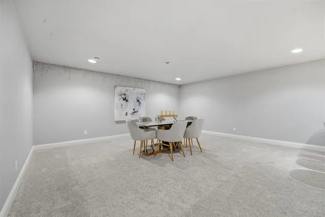 $854,000 | 900 Woodcrest Heights Drive, Menasha, WI 54952