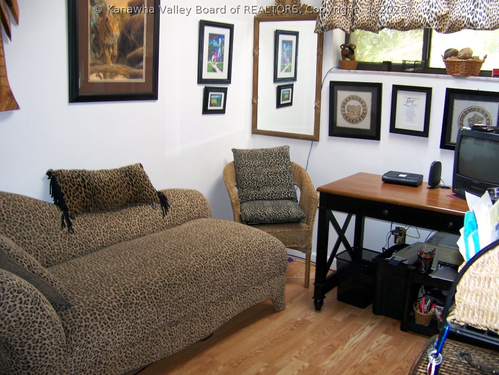 1107 Strawberry Road St. Albans, WV 25177 - Photo 26 of 29 Gallery Image 26
