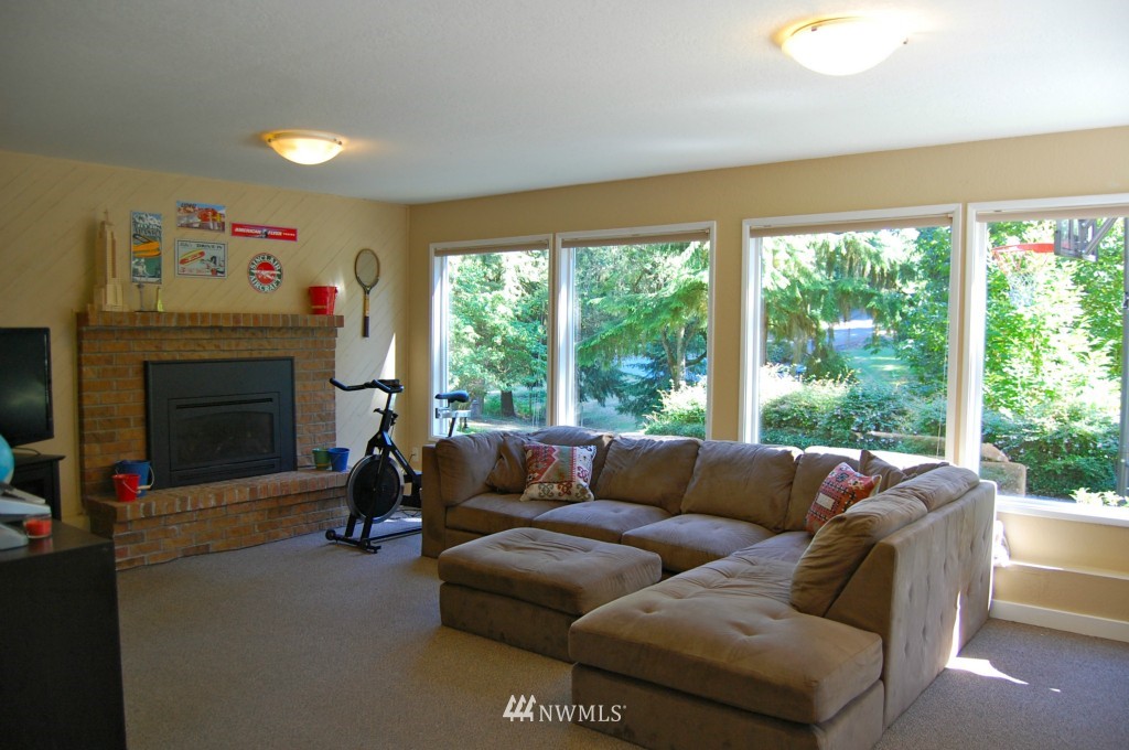 3025 211th Street Southeast Bothell, WA 98021 - Photo 13 of 25
