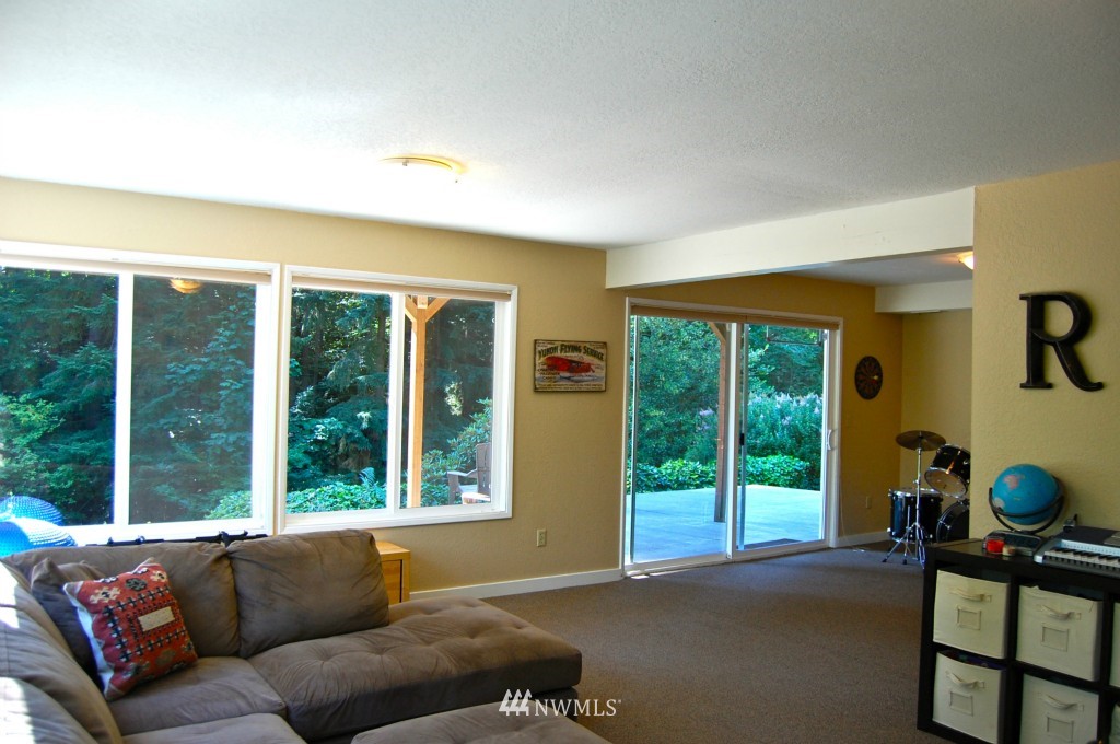 3025 211th Street Southeast Bothell, WA 98021 - Photo 14 of 25