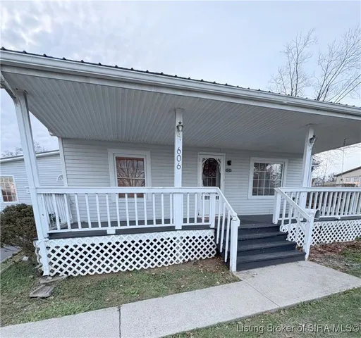 $240,000 | 606 Berkey Street, Salem, IN 47167