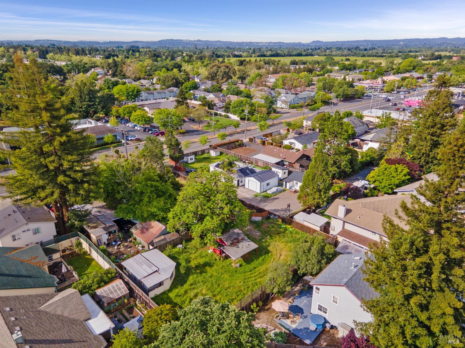 2457 Guerneville Road Santa Rosa, CA 95403 - Photo 23 of 35