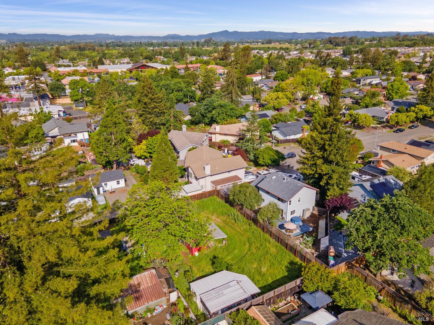 2457 Guerneville Road Santa Rosa, CA 95403 - Photo 25 of 35