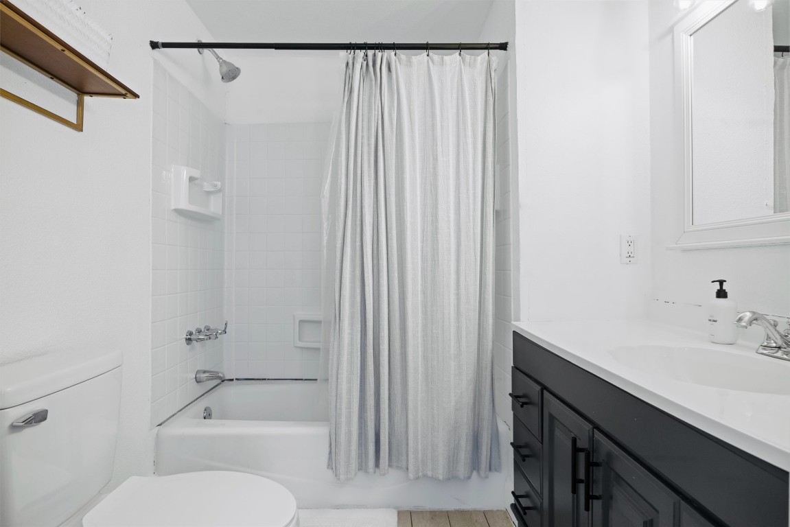 1167 Ridgeway Drive Austin, TX 78702 - Photo 15 of 28