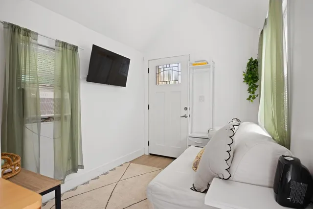 $459,900 | 1167 Ridgeway Drive, Austin, TX 78702