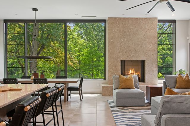 $2,650,000 | 6115 Stonegate Run, Zionsville, IN 46077