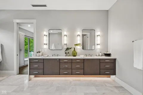 $2,650,000 | 6115 Stonegate Run, Zionsville, IN 46077