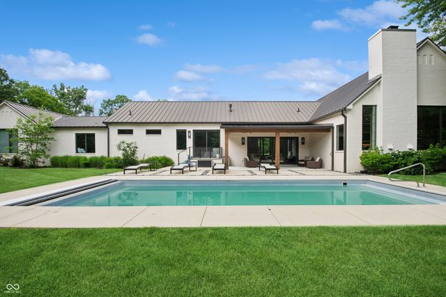 $2,650,000 | 6115 Stonegate Run, Zionsville, IN 46077