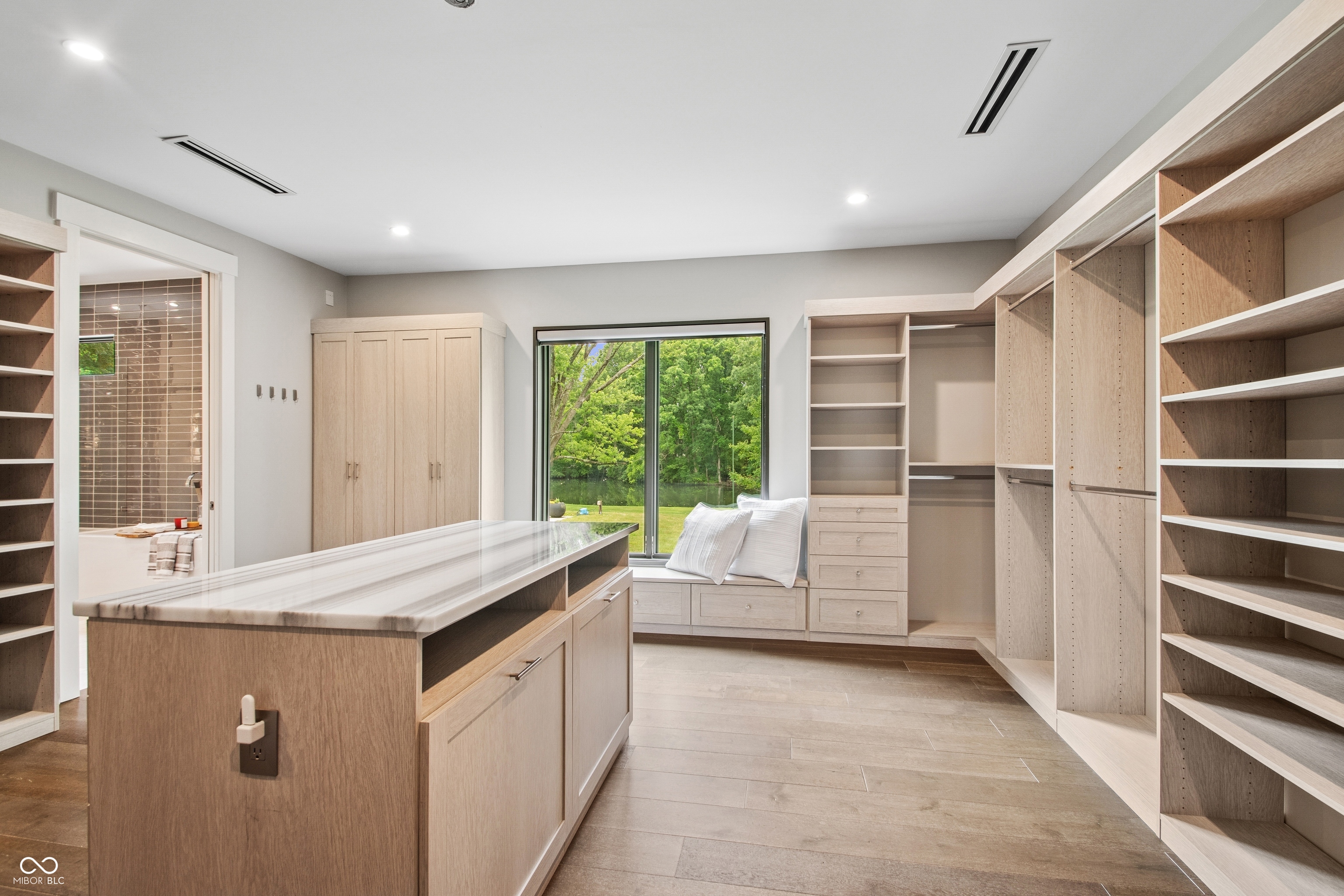 6115 Stonegate Run Zionsville, IN 46077 - Photo 25 of 60