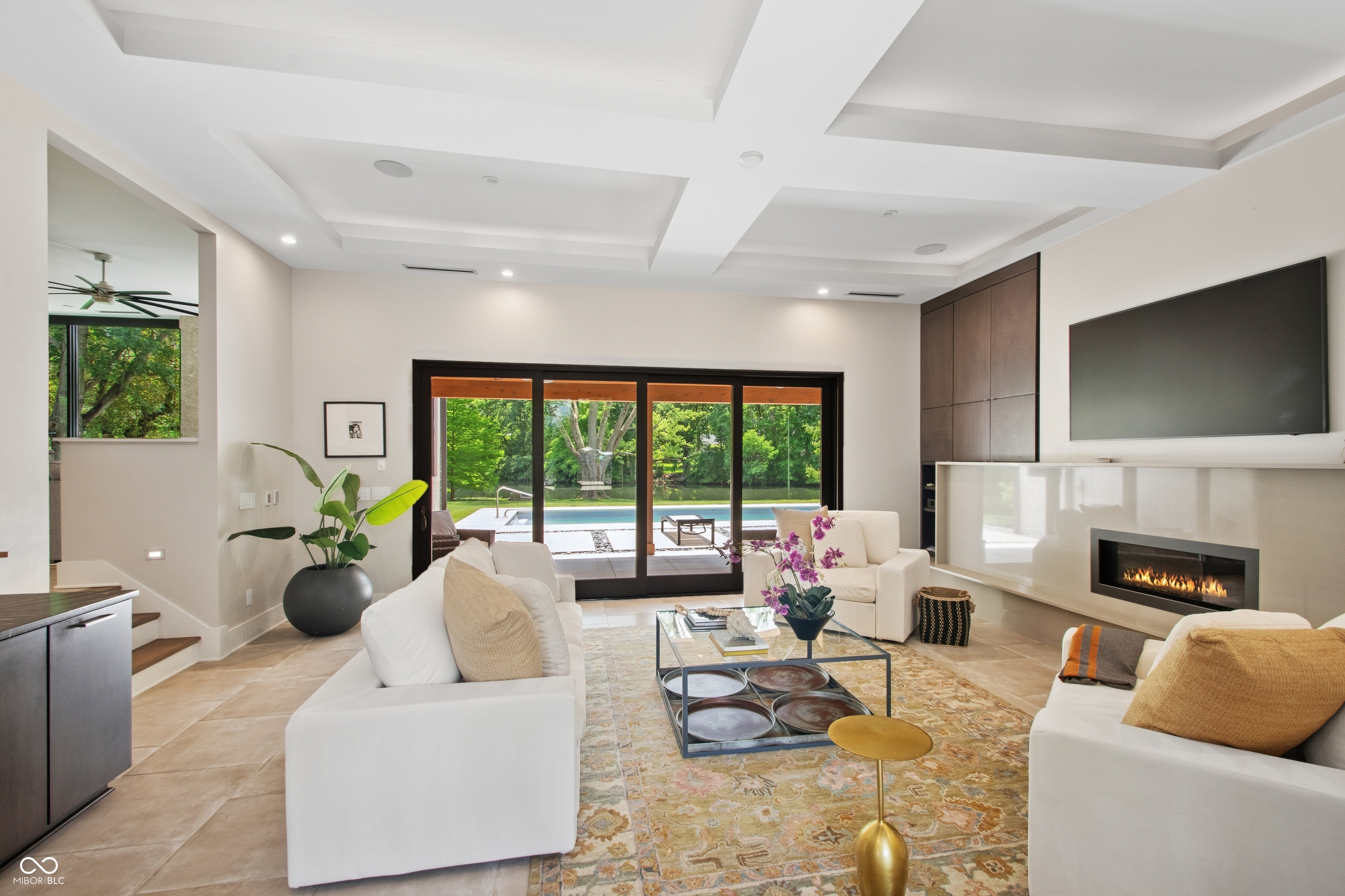 6115 Stonegate Run Zionsville, IN 46077 - Photo 5 of 60