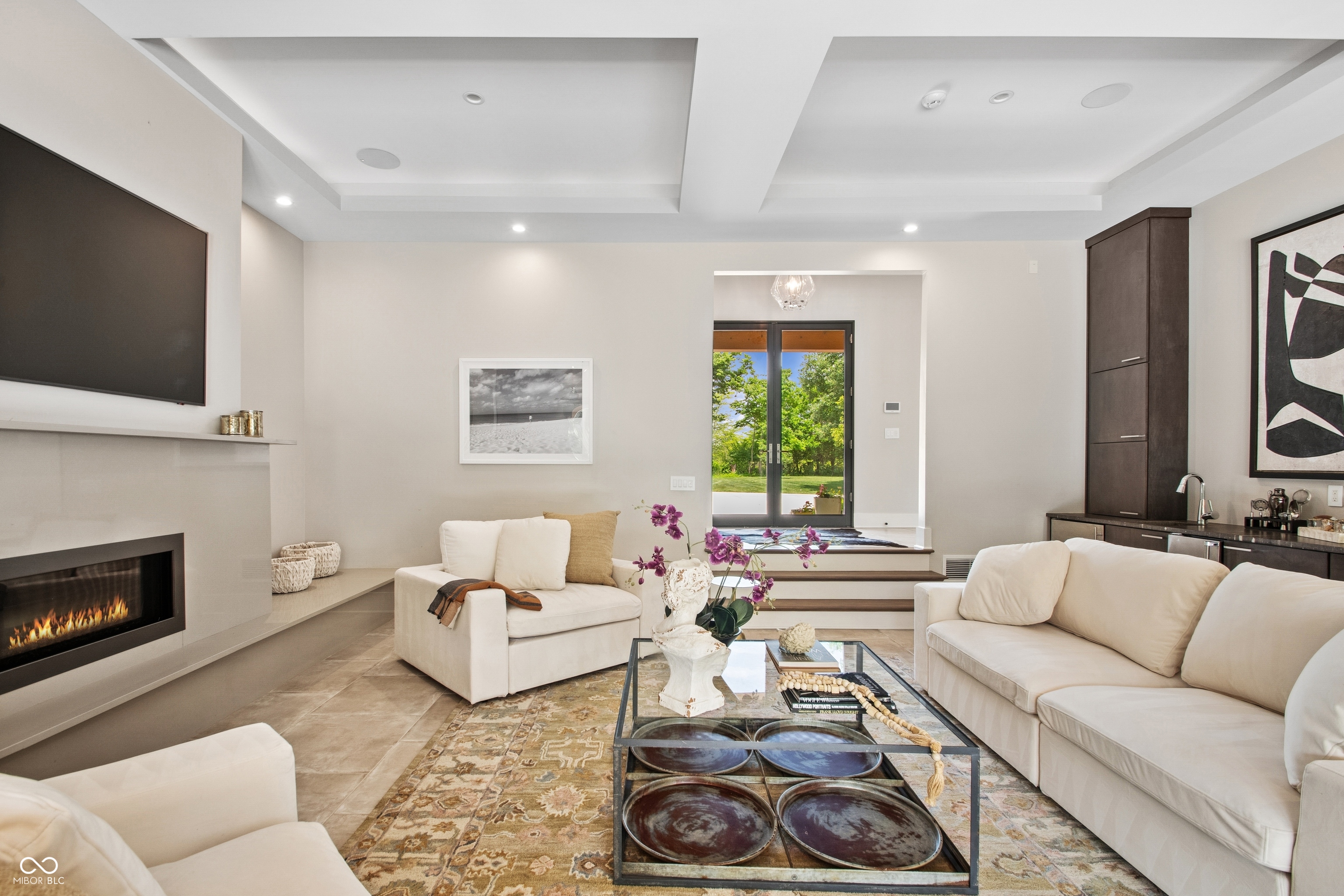 6115 Stonegate Run Zionsville, IN 46077 - Photo 6 of 60