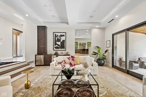 $2,650,000 | 6115 Stonegate Run, Zionsville, IN 46077