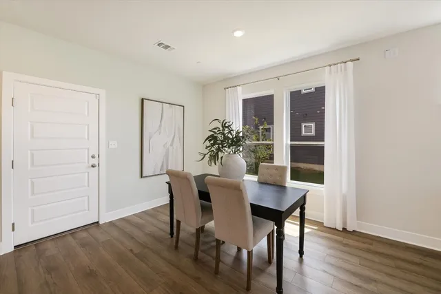 $274,990 | 511 Emory Xing Boulevard, Hutto, TX 78634