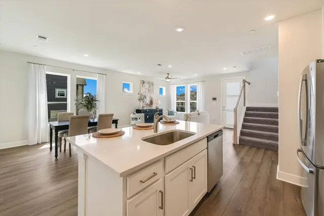 $274,990 | 511 Emory Xing Boulevard, Hutto, TX 78634