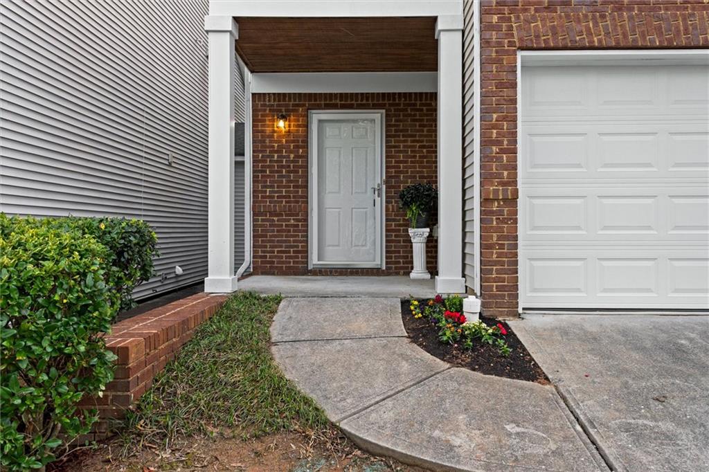 6261 Lake Valley Point Lithonia, GA 30058 - Photo 3 of 50