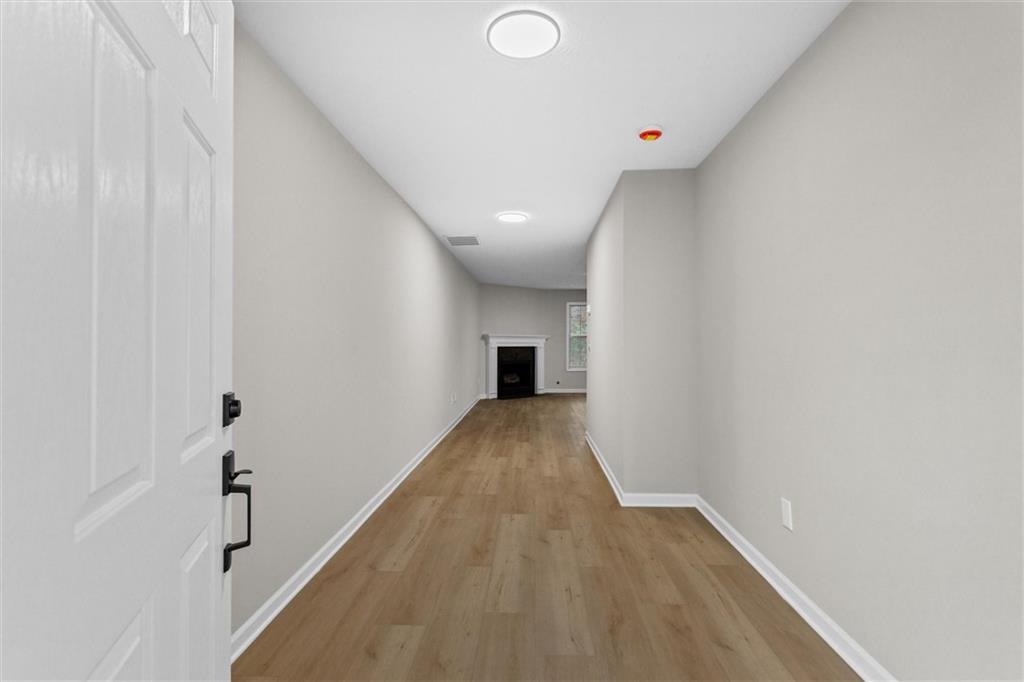 6261 Lake Valley Point Lithonia, GA 30058 - Photo 4 of 50