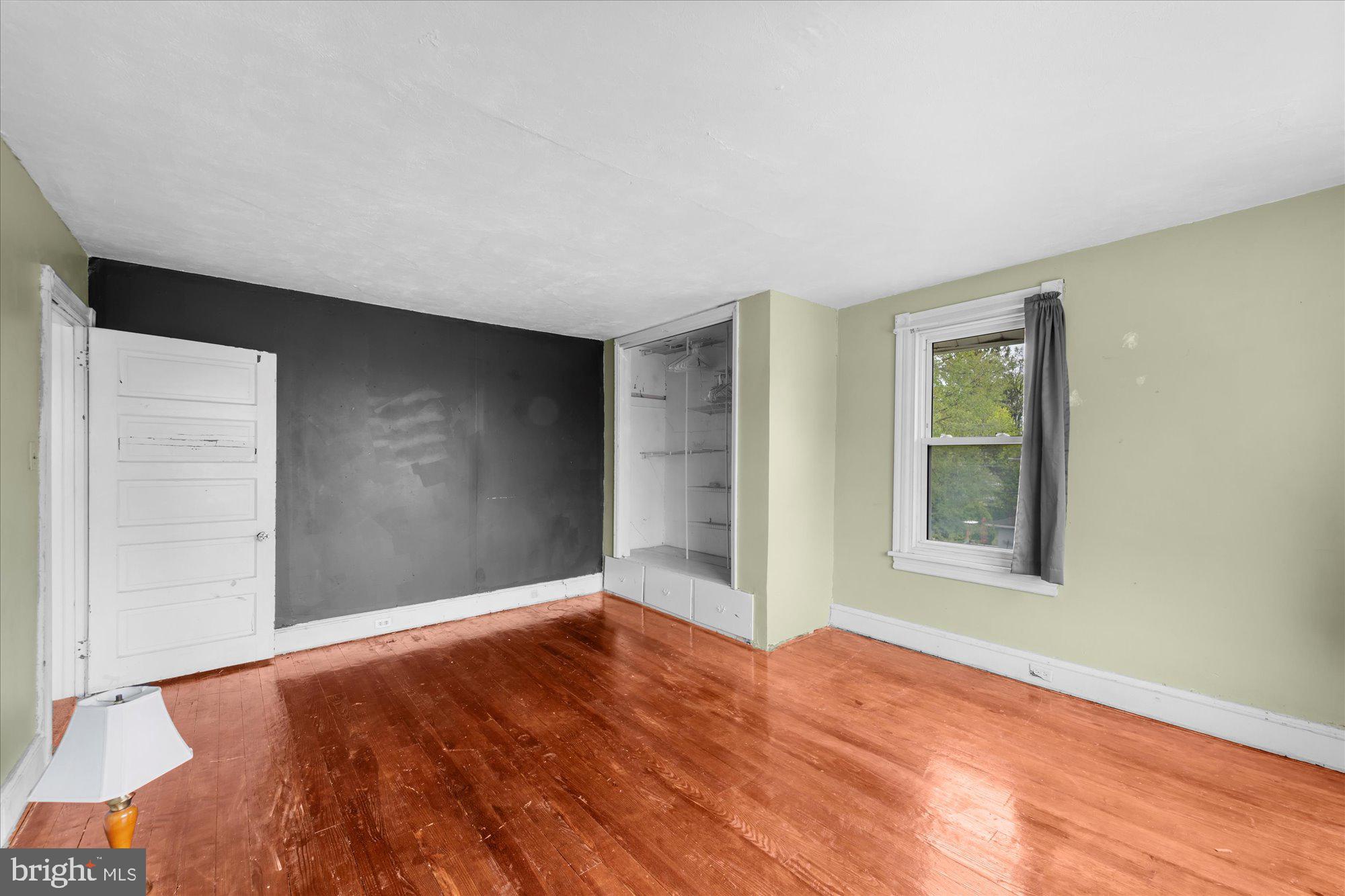 305 Lansdowne Road Havertown, PA 19083 - Photo 28 of 45 an empty room with window