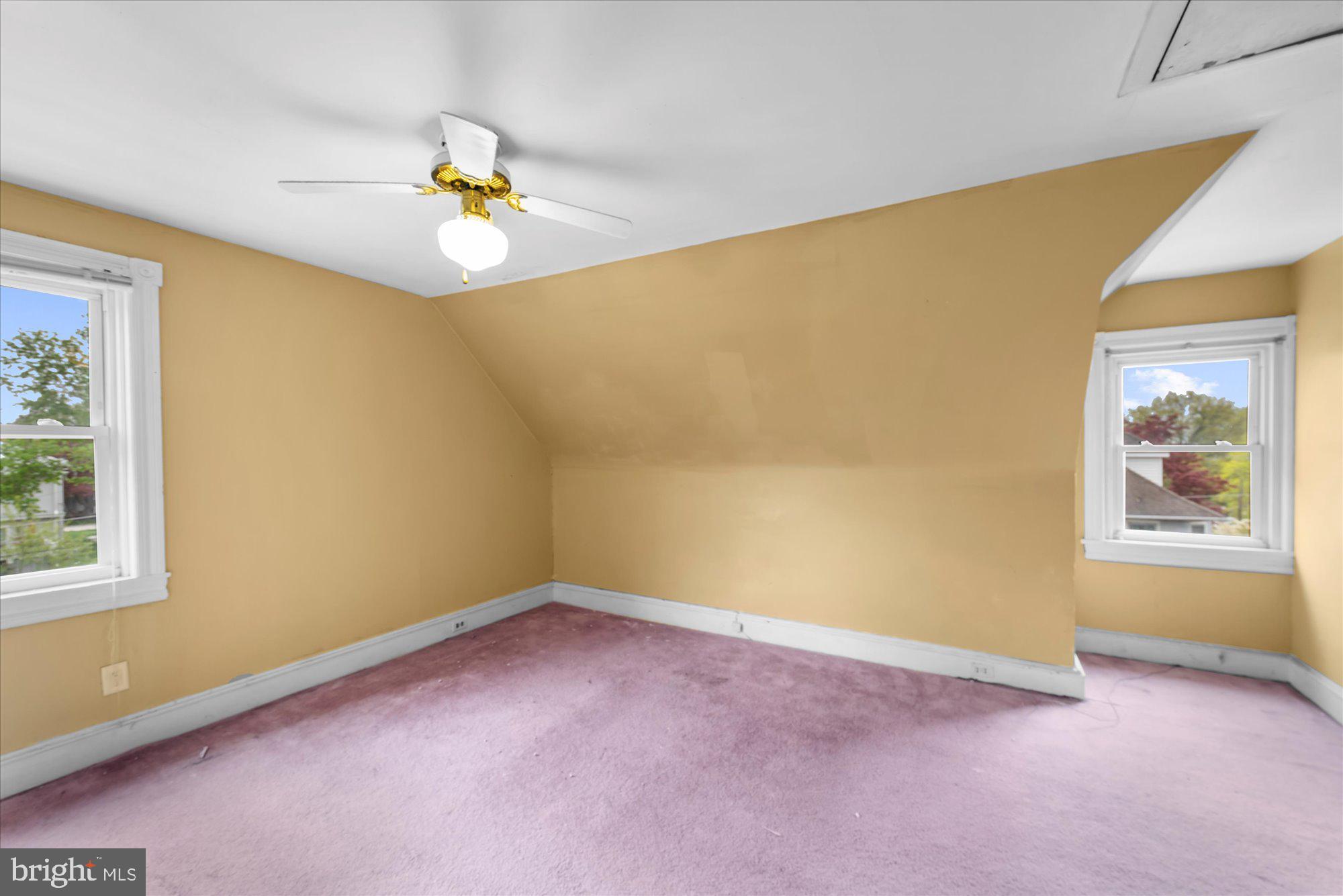305 Lansdowne Road Havertown, PA 19083 - Photo 32 of 45 a view of empty room with window