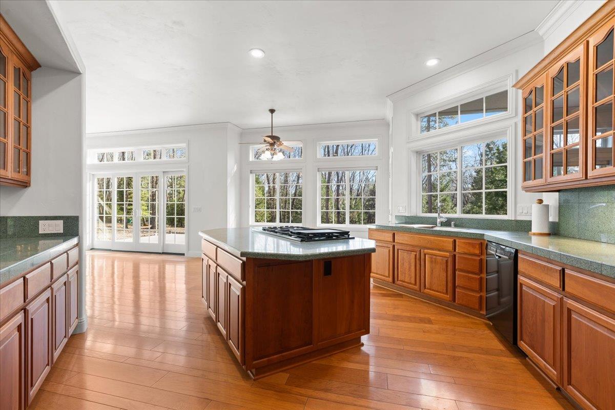 12540 Beaver Drive Grass Valley, CA 95945 - Photo 14 of 98