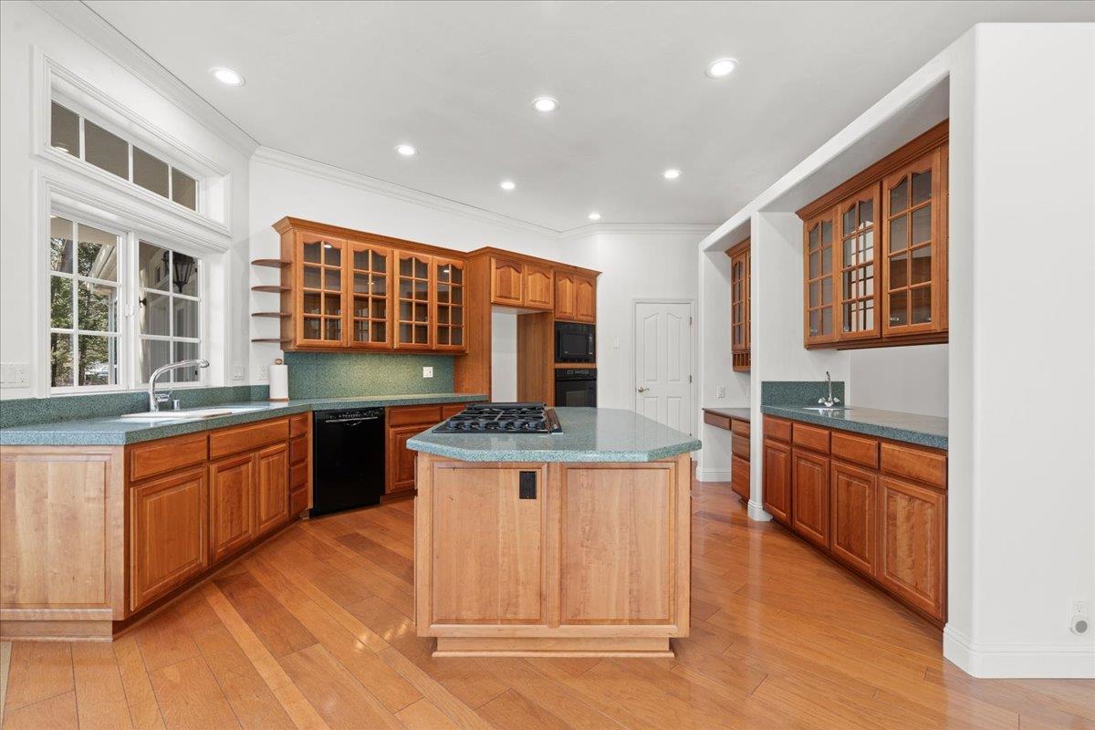 12540 Beaver Drive Grass Valley, CA 95945 - Photo 15 of 98