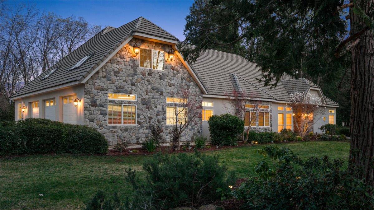 12540 Beaver Drive Grass Valley, CA 95945 - Photo 2 of 98