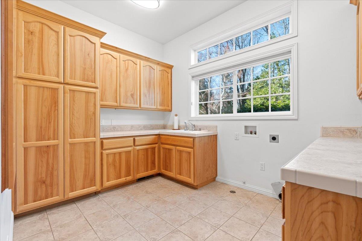 12540 Beaver Drive Grass Valley, CA 95945 - Photo 44 of 98