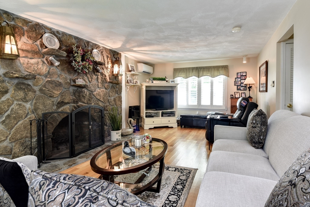 104 Glen Street Natick, MA 01760 - Photo 11 of 24