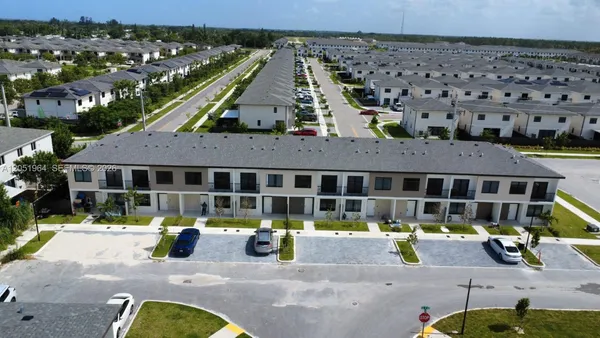 $3,099 | 1305 Northwest 4th Terrace, Florida City, FL 33034