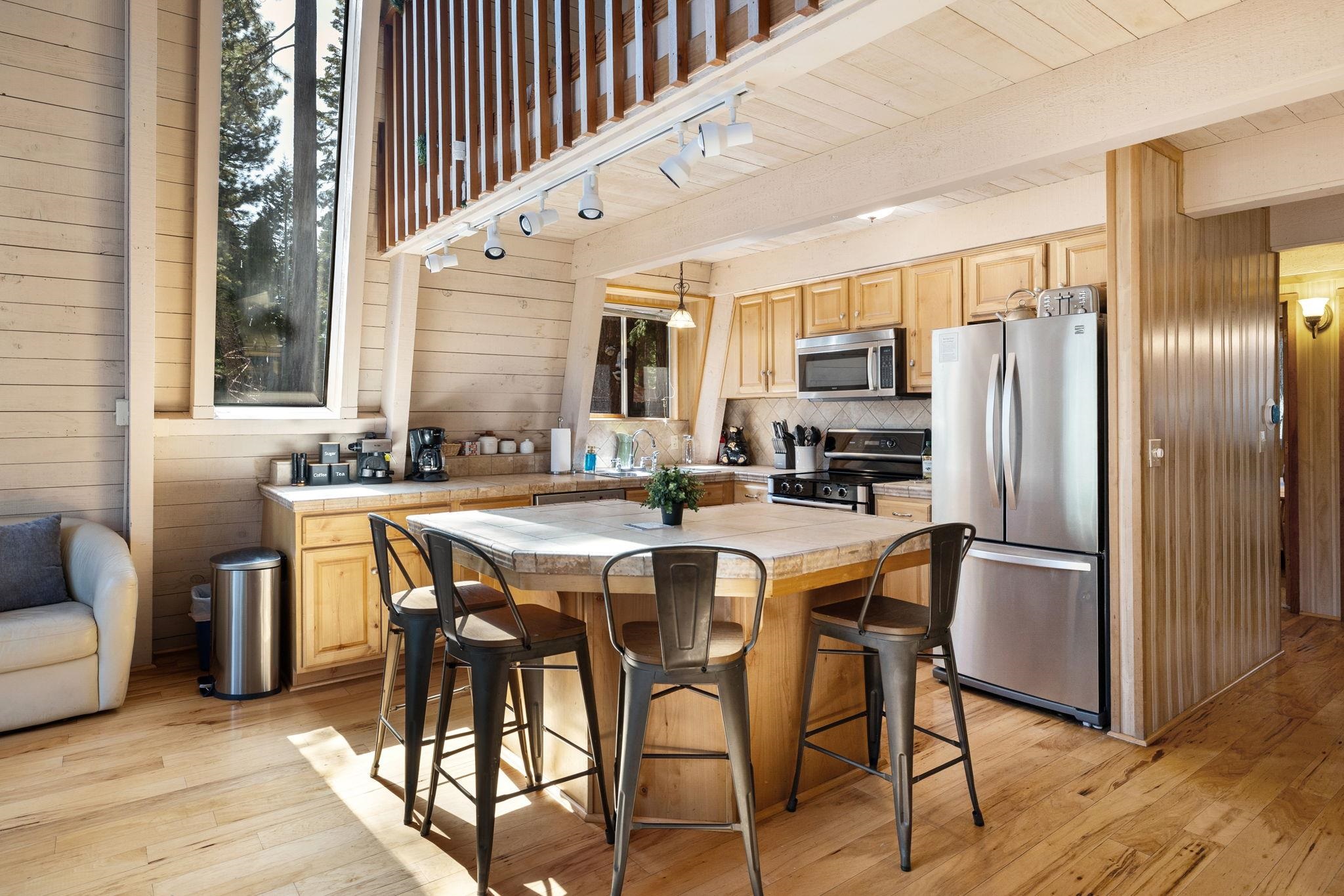 5749 Uplands Road Carnelian Bay, CA 96140 - Photo 11 of 28