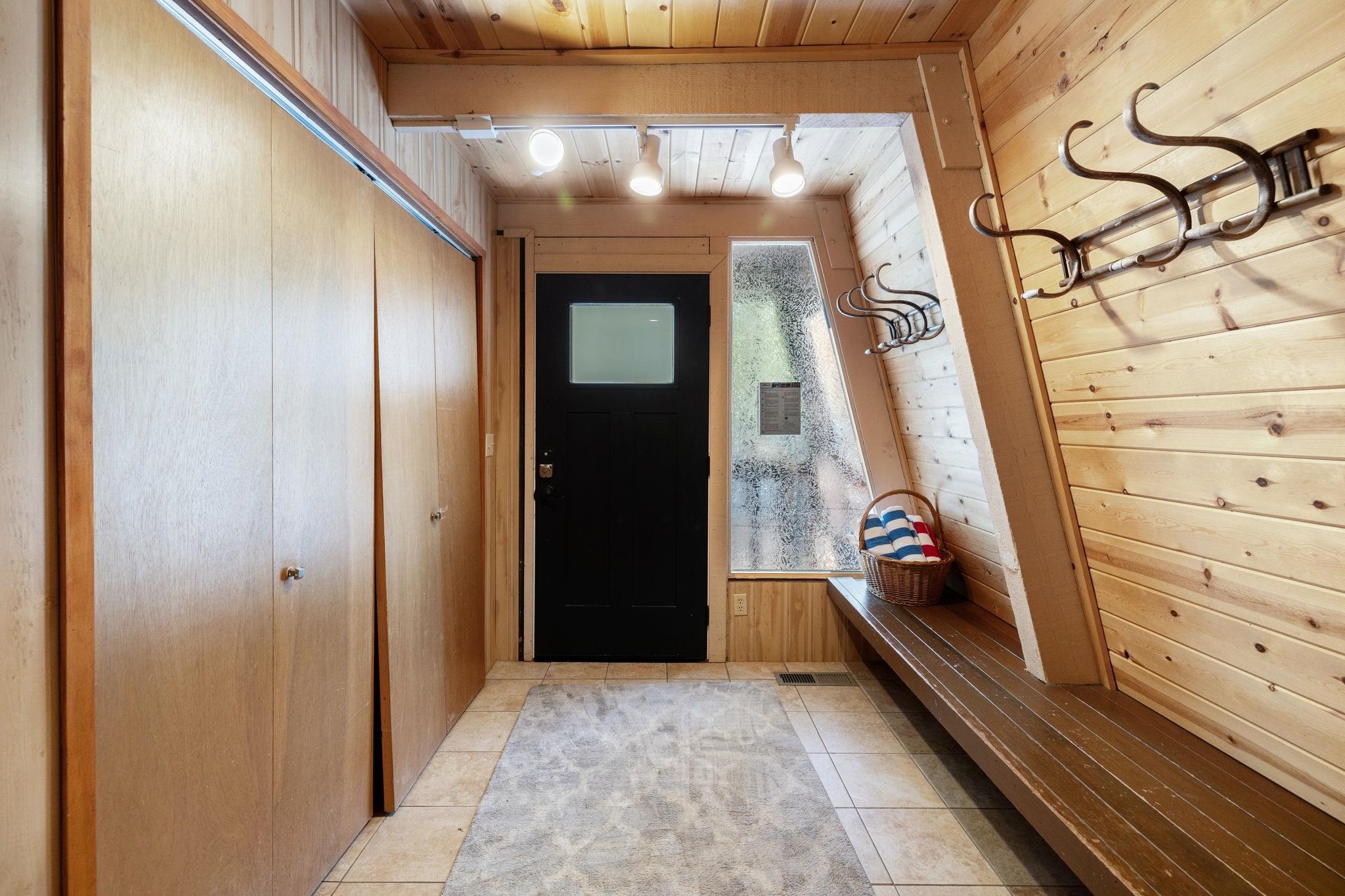 5749 Uplands Road Carnelian Bay, CA 96140 - Photo 3 of 28