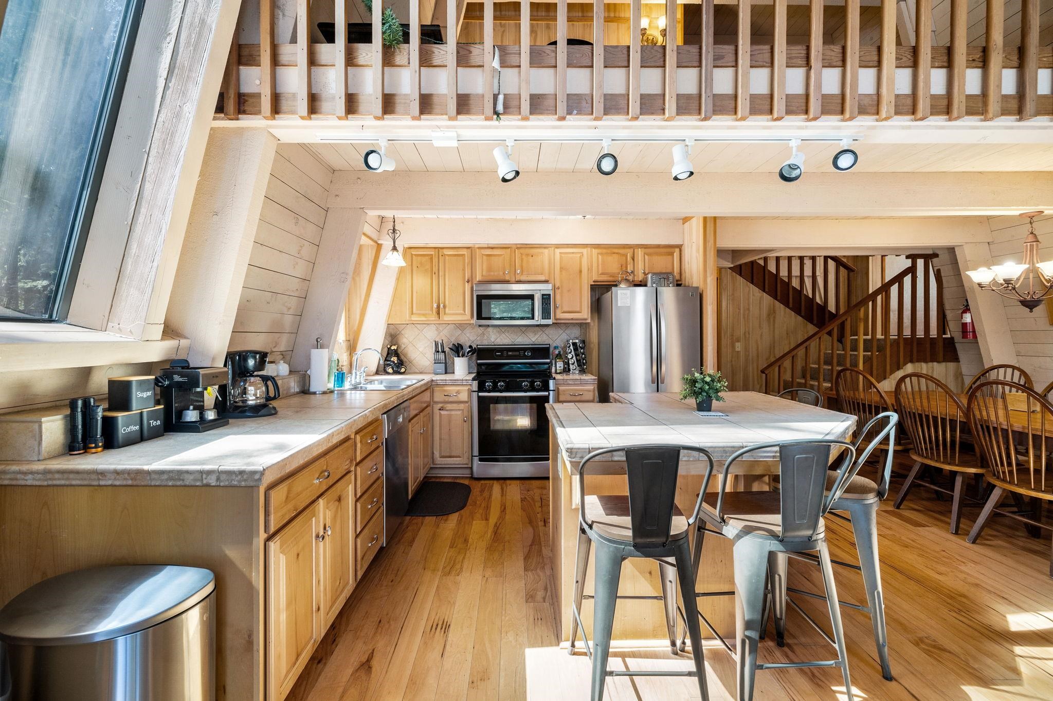 5749 Uplands Road Carnelian Bay, CA 96140 - Photo 6 of 28