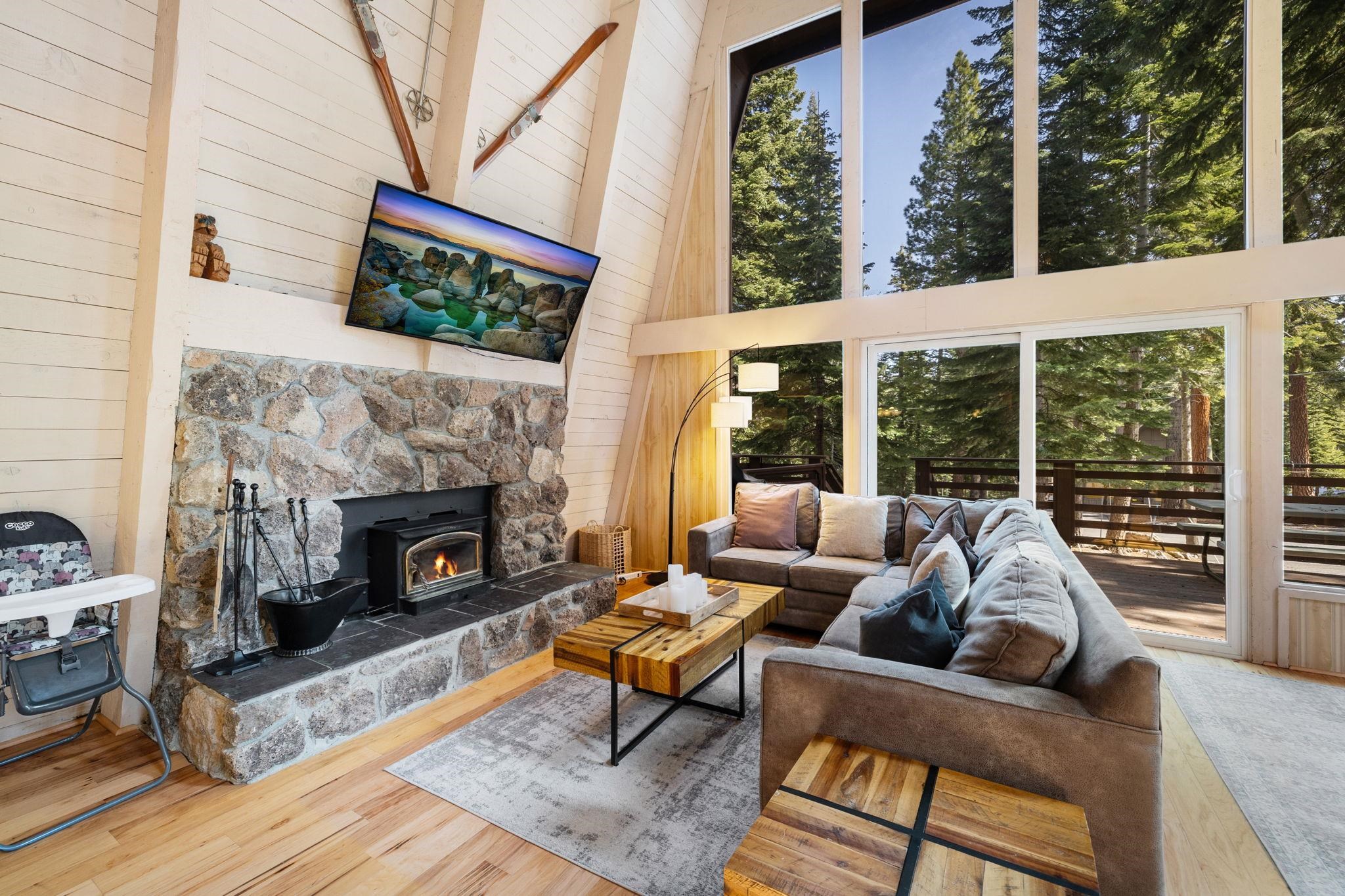 5749 Uplands Road Carnelian Bay, CA 96140 - Photo 7 of 28